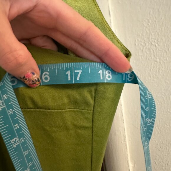 Pinup Couture Harley dress, size Medium, very good condition - Picture 10 of 11